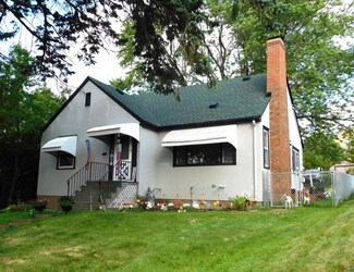 2215 W 5th St, Duluth, MN 55806