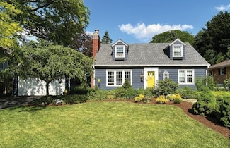 303 Cumnor Ave, Glen Ellyn, IL 60137