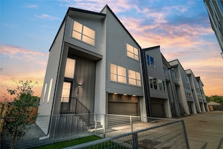 2948 Pitzlin St, Houston, TX 77023