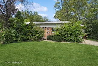 224 Shabbona Dr, Park Forest, IL 60466
