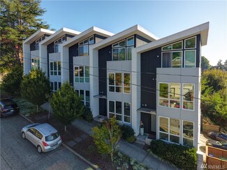 4507 SW Oregon St, Seattle, WA 98116
