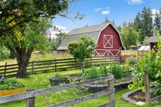 12012 County Line Rd E, Edgewood, WA 98372