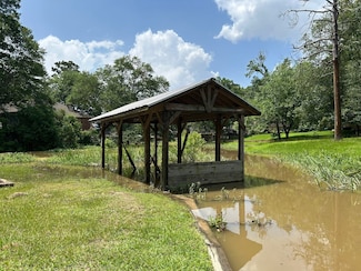 162 Cove View Dr, Trinity, TX 75862