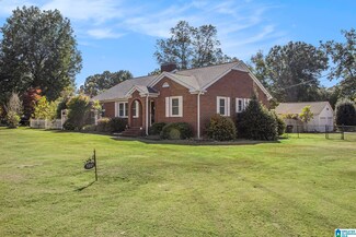 1001 7th St S, Clanton, AL 35045