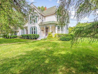 466 Quail Trap Rd, Caledonia, IL 61011