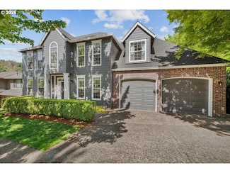 2255 River Heights Cir, West Linn, OR 97068