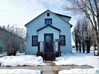 107 11th Ave E, Ashland, WI 54806