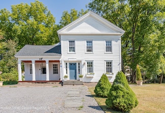 84 Oak Hill Rd, Oak Hill, NY 12460