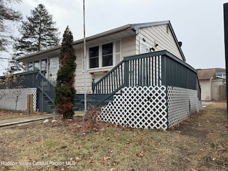 22 Cedar St, Saugerties, NY 12477