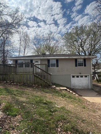 603 E South St, Neosho, MO 64850