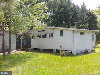 10954 Elm Dr, Lusby, MD 20657