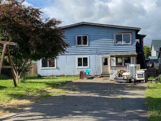416 Willow St, Myrtle Point, OR 97458