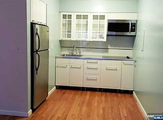 540 North Ave Unit K, Fort Lee, NJ 07024