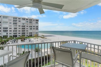 3443 Gulf Shore Blvd N Unit 303, Naples, FL 34103