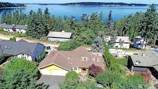 169 Sky Vista Place, Camano Island, WA 98282