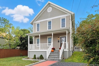 21 Cozzens Ave, Highland Falls, NY 10928