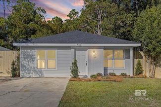 416 Palmetto Ct, Gulf Shores, AL 36542