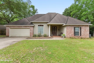 63722 Diamondhead Dr N, Diamondhead, MS 39525