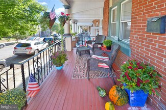3527 New Queen St, Philadelphia, PA 19129