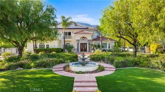 1021 E Belmont Abbey Ln, Claremont, CA 91711
