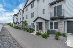 3997 N Aggie Dr, Eagle Mountain, UT 84005
