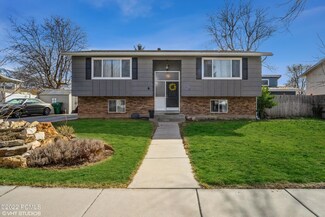 878 E Cedar Terrace Dr, Sandy, UT 84094