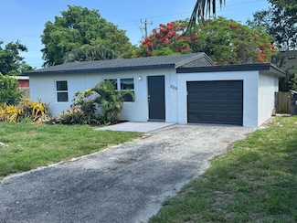 3219 Vassallo Ave, Lake Worth, FL 33461