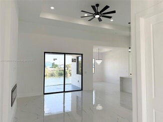 2515 NE 5th Place, Cape Coral, FL 33909