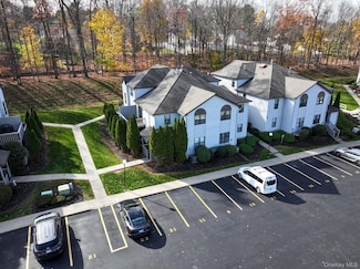 23 Aldo Ct, Monroe, NY 10950