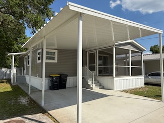 18 Palm Dr, Bunnell, FL 32110
