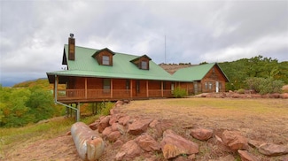 310 Big Rock Rd, Medicine Park, OK 73557