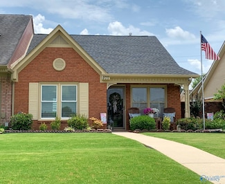 409 Covina Dr SW, Decatur, AL 35603