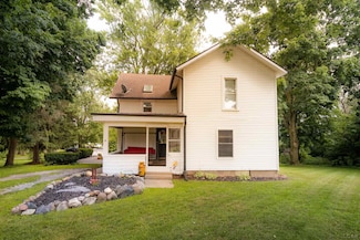 1193 Seneca St, Adrian, MI 49221