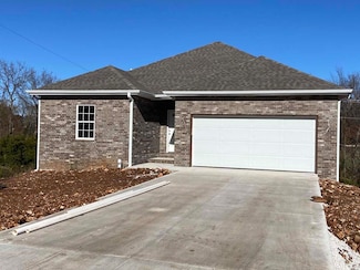 401 E Wright St, Willard, MO 65781