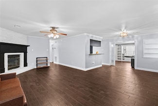 433 South Ave E, Humble, TX 77338