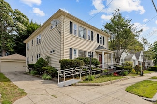 41 Higgins Ave, Providence, RI 02908