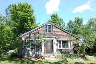 381 Brockway Rd, Contoocook, NH 03229