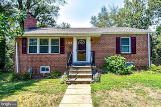 302 Moncure Dr, Alexandria, VA 22314