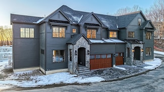 10 Common Ct, Lexington, MA 02421