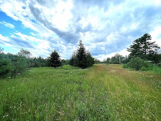N2223 S R-1 Ln, Menominee, MI 49858