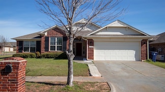 13049 SW 5th St, Yukon, OK 73099