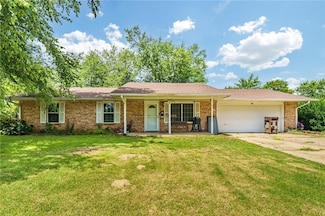 606 Hinshaw Dr, Springdale, AR 72762