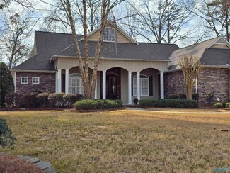 25 Indian Pine Trace W, Gadsden, AL 35901