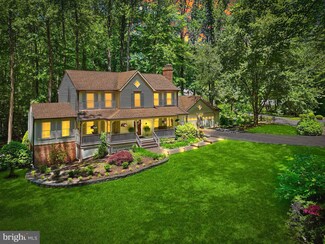 11166 Deuaughn Ct, Fairfax Station, VA 22039