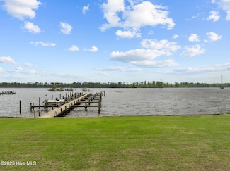130 Washington Harbor, Washington, NC 27889