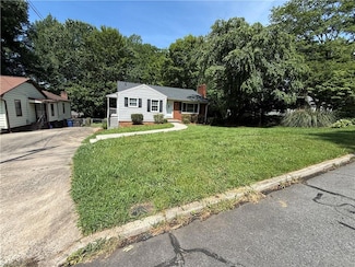 1408 Kenwood St, Winston Salem, NC 27103