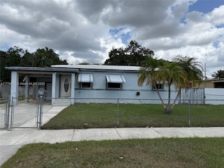 701 NE 14th St, Homestead, FL 33030
