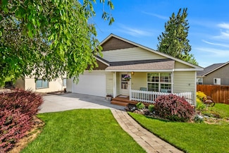 3559 SW Reindeer Ave, Redmond, OR 97756