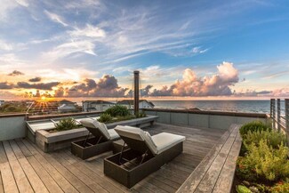316 E Arctic Ave, Folly Beach, SC 29439