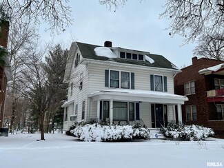 715 N 5th St, Springfield, IL 62702